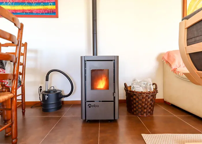 Semesterbostad Lovely Sunny-house *