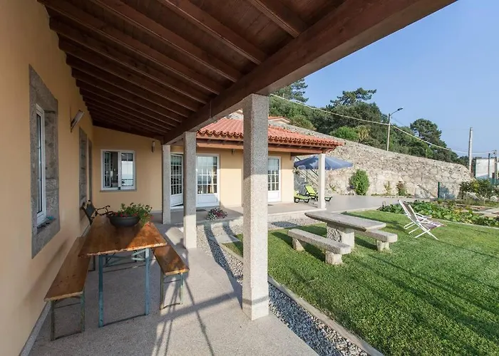 Lovely Sunny-house Дом отдыха