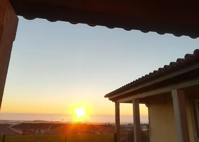 Lovely Sunny-house Дом отдыха *