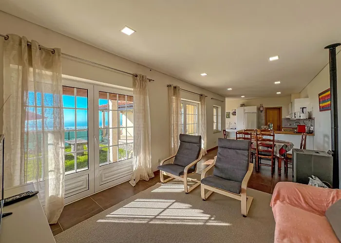 Дом отдыха Lovely Sunny-house *