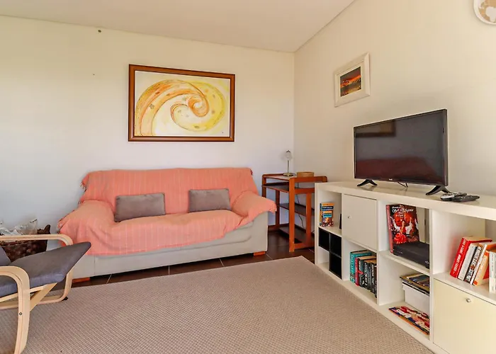 Дом отдыха Lovely Sunny-house *